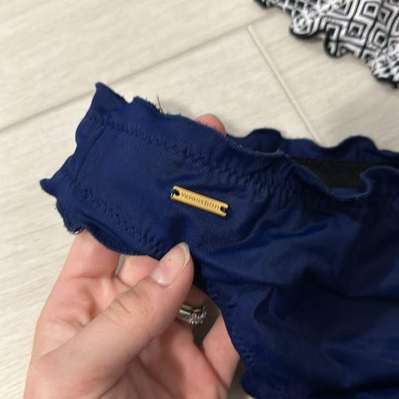Victorias Secret Swim Bottoms - Picture 5 of 6
